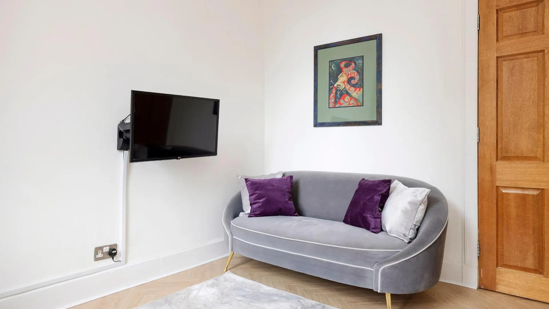 Haymarket Modern Flat For 2 Guests Edinburgh 0*,