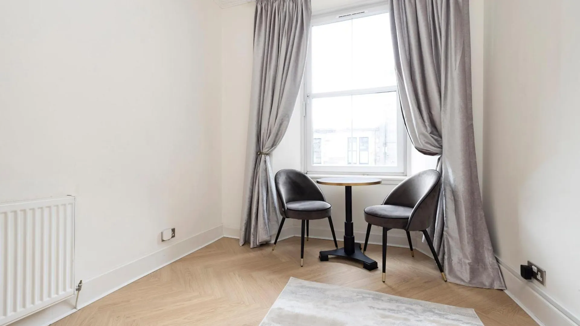 Apartment Haymarket Modern Flat For 2 Guests Edinburgh United Kingdom