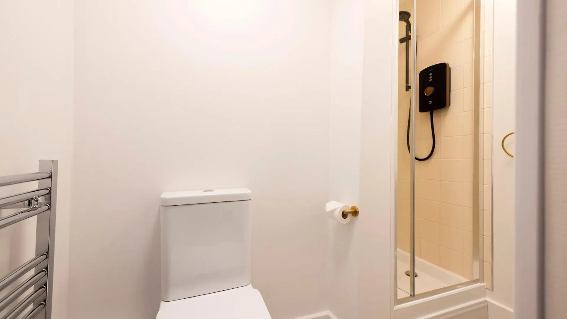Haymarket Modern Flat For 2 Guests Εδιμβούργο Διαμέρισμα
